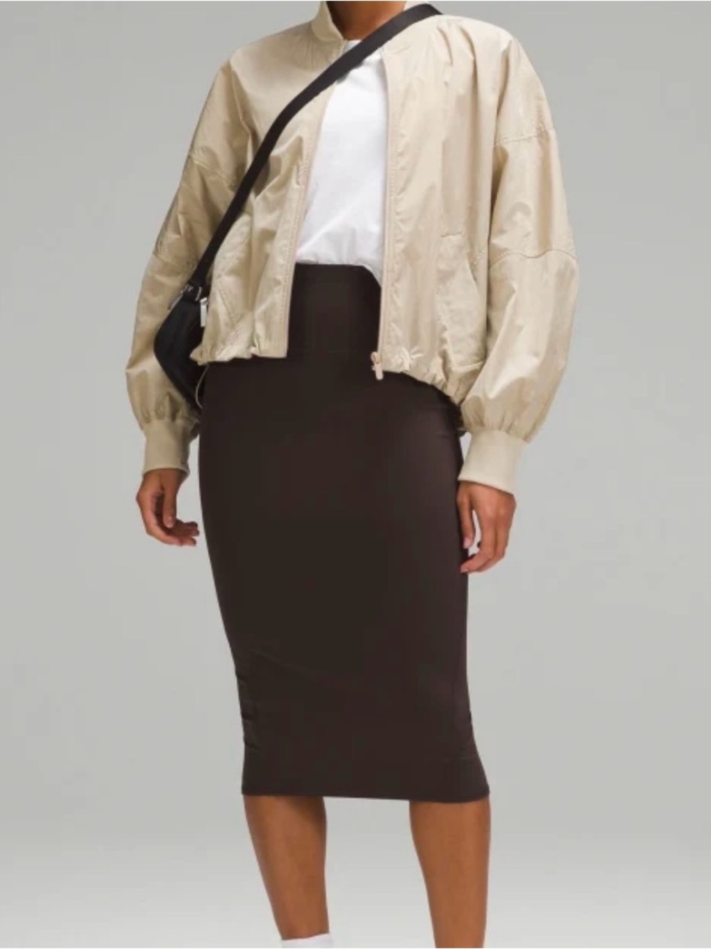 lululemon Nulu Slim-Fit High-Rise Midi
Skirt size 6 in espresso, BNWT